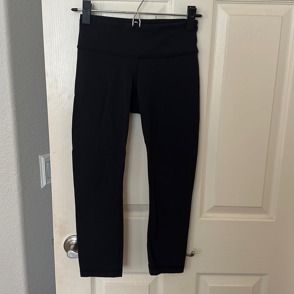 Lululemon black Align low waist crop legging (size 2)